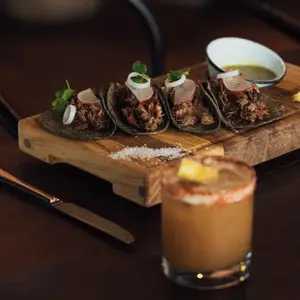 Restaurante La Tequila Av. México 9