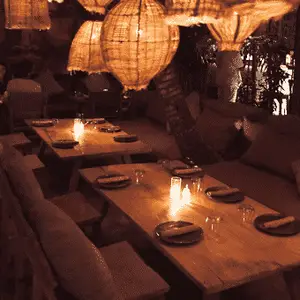 Restaurante Funky Geisha Tulum 8