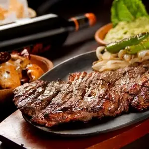 Restaurante Asaderos Grill Reforma 5
