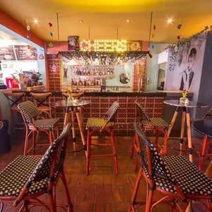 Restaurante Debarbas Bebedero Gourmet Pennsylvania 6