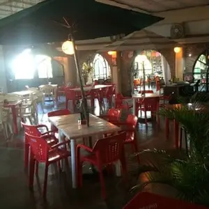 Restaurante La Quinta García 8