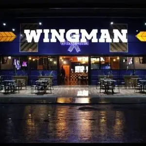 Restaurante Wingman Jardines  2