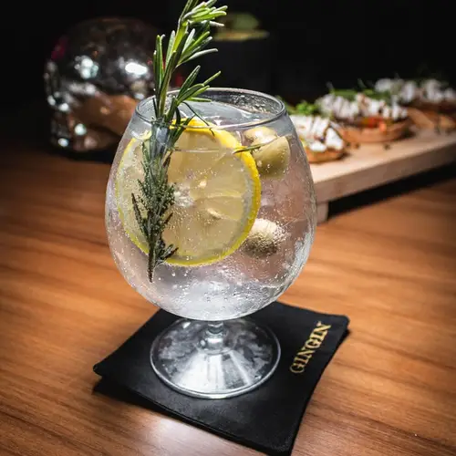 Gin Gin Plaza Satélite - foto 4