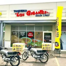 Taquería Los Gigantes Suc. Escobedo - foto 2