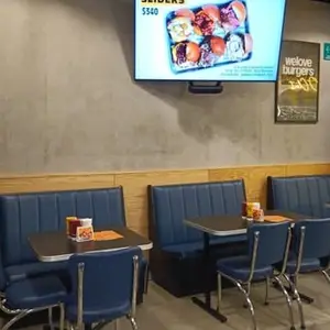 We Love Burgers Distrito Armida 6