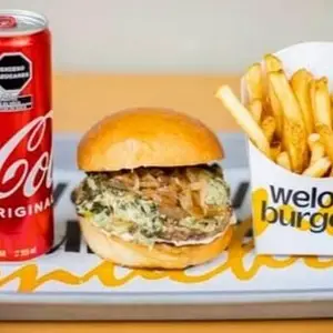 We Love Burgers Distrito Armida 7