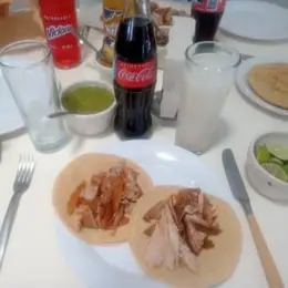 El Pariente Carnitas El Pueblito - foto 2