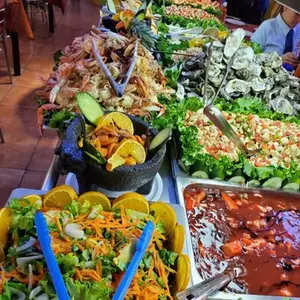 Marisquero Buffet de Mariscos Fray Servando 9