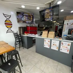 Munchie's Lab San Pedro 1