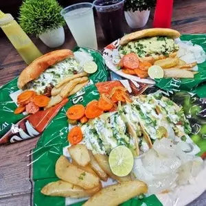 Taquería El Entenado Cadereyta 2