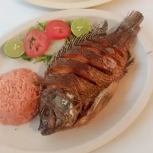 Mariscos Marín Urbivilla del Prado 5