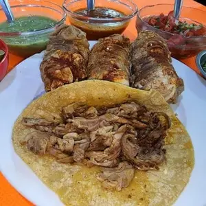 Restaurante Beto y Lety San Camilito 6