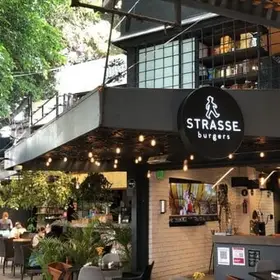 Restaurante STRASSE BURGERS Polanco