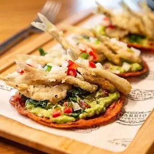Restaurante Distrito Porteño Metepec 6