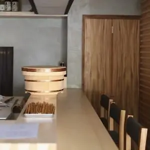 Yoru Handroll and Sushi Bar Roma Norte 5