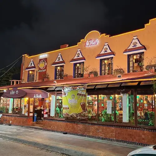 Restaurante La Parrilla Yaxchilán Cancún - foto 1