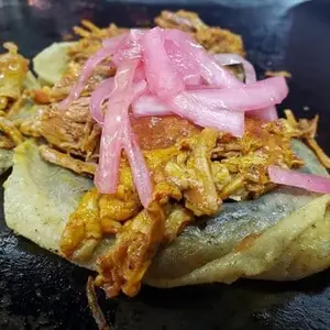 Antojitos Yucatecos Coox Hanal Centro 7