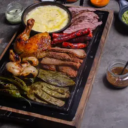 Restaurante Parrilla Urbana Metepec - foto 2