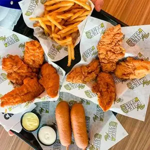 FRIES N' FRIES Plaza Citadel 4