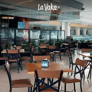 Restaurante La Vaka Las Antenas 3