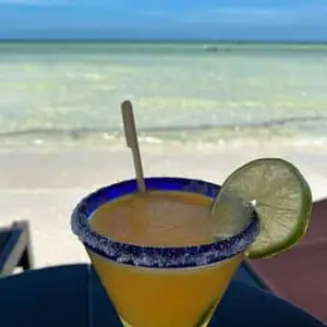 Moskito Sport Bar & Restaurante Holbox 8