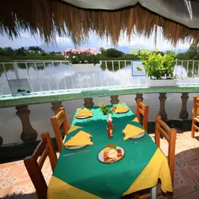 Mariscos Tino's La Laguna