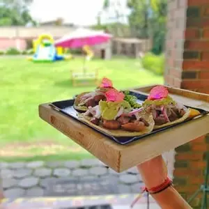 Restaurante Smokey Dog Metepec 2