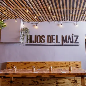 Restaurante Hijos del Maíz Nápoles 5