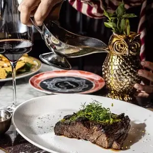 Restaurante Colmillo Masaryk 3