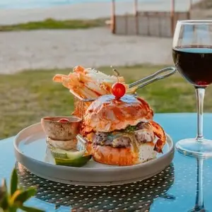 El Faro Beach Club Todos Santos 8