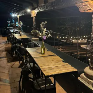 Restaurante Vinopremier Valle De Bravo 7