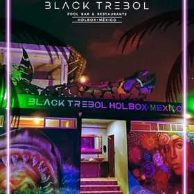 Black Trebol Holbox