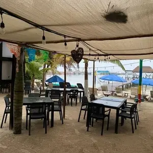 Restaurante & Beach Club Machos Mahahual 9