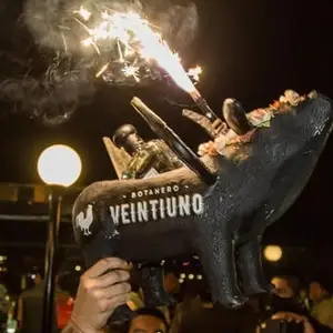 Restaurante Botanero Veintiuno SMA 6