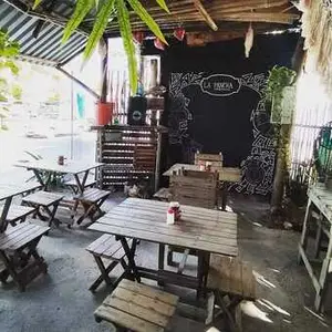 Restaurante La Pancha Mahahual 8