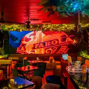 La Farola Cantina y Centro Botanero Oaxaca 6