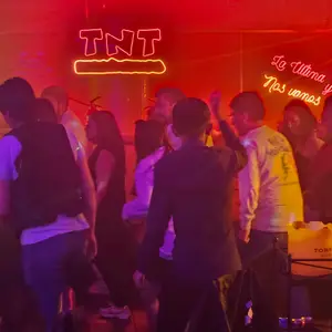 TNT Diversión Explosiva Universidad  4