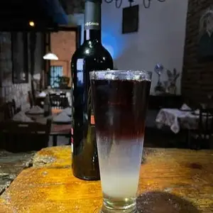 La Fontana Piano Bar y Mezcalería Morelia 8