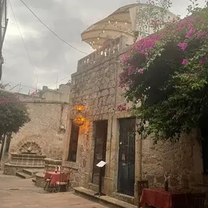 La Fontana Piano Bar y Mezcalería Morelia 5