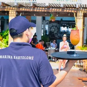 Restaurante Marina Bartolomé Isla Mujeres 9