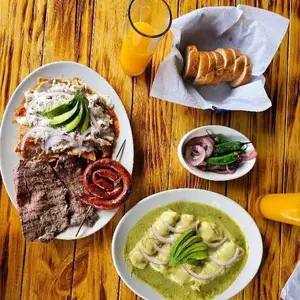 Restaurante Esta Carbón Atlixco 4