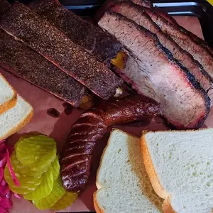 Restaurante Deybs BBQ Saltillo 6