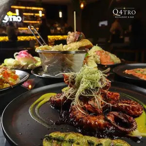 Restaurant Bar Q4tro Durango 6