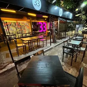 Restaurante Bar El 33 Nápoles 