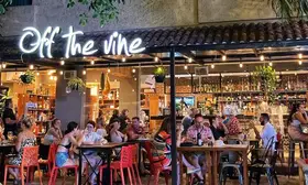 Restaurant Off The Vine Playa del Carmen