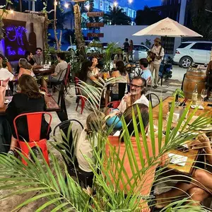 Restaurante Off The Vine Tulum 9