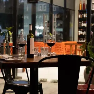 Restaurante Off The Vine Tulum 6