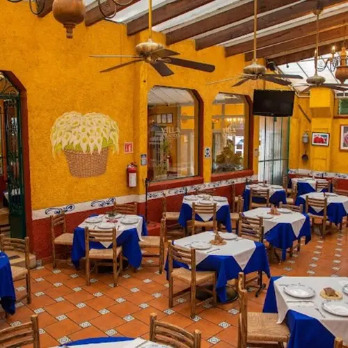 Restaurante Villa Casona San Pedro de los Pinos - foto 1