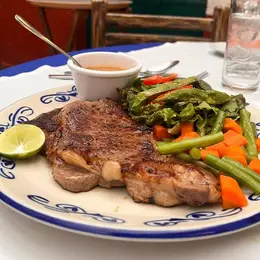 Restaurante Villa Casona San Pedro de los Pinos - foto 2