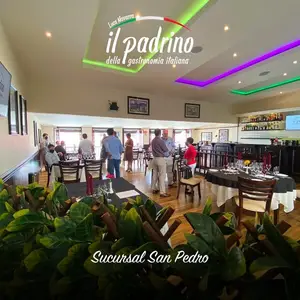 Restaurant Il Padrino San Pedro 1
